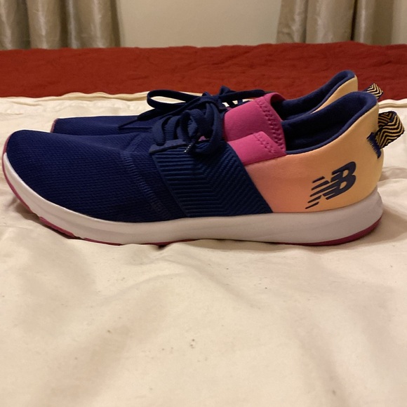 Shoes - Picture 2 of 6